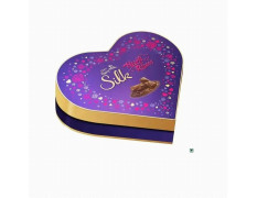 Cadbury Dairy Milk Silk Valentine Hearts And Roses Valentine Heart Shaped Chocolate Box Bars (153 G)