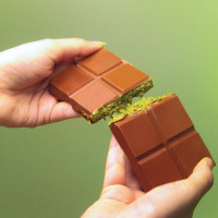 Viral Dubai-Inspired Kunafa, Pistachio & Gourmet Chocolate Bar – Exotic Middle Eastern Flavors 96gm