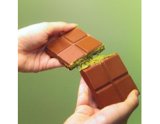 Viral Dubai-Inspired Kunafa, Pistachio & Gourmet Chocolate Bar – Exotic Middle Eastern Flavors 96gm