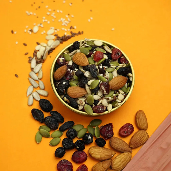 Isha Life Seeds, Berries & A Yogic Secret 200gm 11 Superfood Mix for Energy & Wellness Natural Snack with No Preservatives