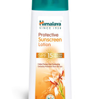 Himalaya Herbals Protective Sunscreen Lotion, 100ml