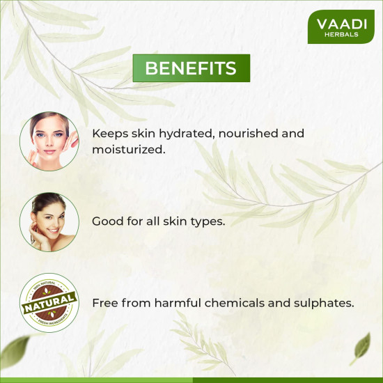 Vaadi Herbals Perky Peach Soap with Almond Oil, 75g