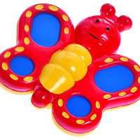 Funskool Giggles, Butterfly Rattle, Colourful Smilling Butterfly, Delightful rattling sound, 6 months and above