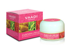 Vaadi Herbals Fairness Cream, Saffron, Aloe Vera and Turmeric Extracts, 30g