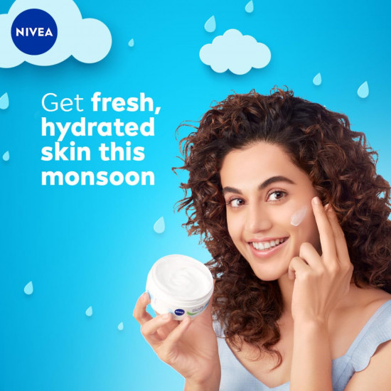 NIVEA Soft Light Moisturizer For Face, Hand & Body, Instant Hydration, Non-Greasy Cream With Vitamin E & Jojoba Oil, 200ml