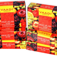 Vaadi Herbals Super Value Fruit Splash Soap with Extracts of Orange, Peach, Green Apple and Lemon, 75gms x 6