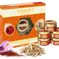 Vaadi Herbals Saffron Skin Whitening Facial Kit with Sandalwood Extract, 270g