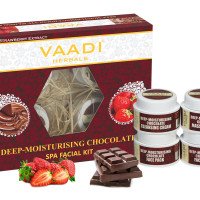 Vaadi Herbals Deep Moisturising Chocolate Spa Facial Kit with Strawberry Extract, 70g