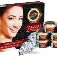 Vaadi Herbals Skin Polishing Diamond Facial Kit, 270g