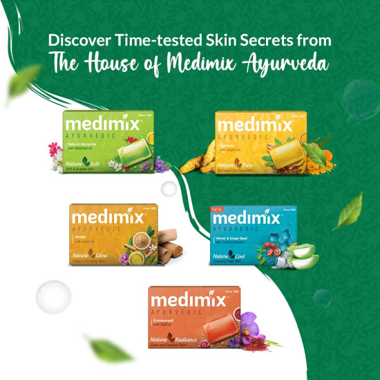 Medimix Ayurvedic Classic 18 Herbs Bathing Soap 125g (Buy 4 Get 1 EXTRA Combo Pack) | Natural Oils For Healthy & Protected Skin | Shop Herbal | Natural | Paraben-free & Sulphate-free | 100% Vegan