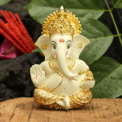 Collectible India Ganesha for Car Dashboard Ganesh Statue Murti Gold Plated Terracotta Lord Ganpati Diwali Gifts Home Decor Figurine (Size: 3.5 x 2 inches)