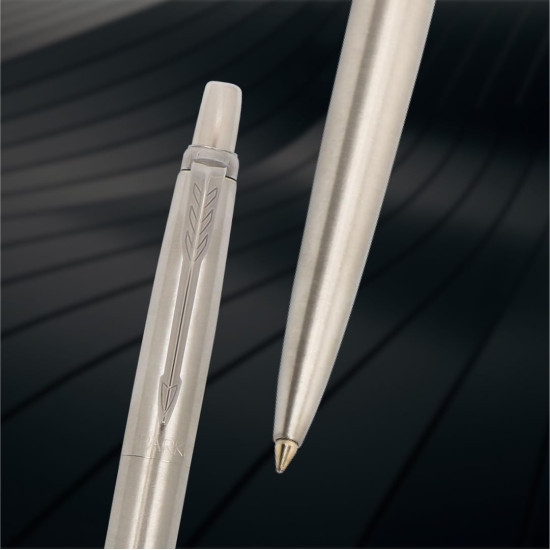 Parker Moments Jotter Steel Chrome Trim Ball Pen (Silver) Parker Moments Jotter Steel Chrome Trim Ball Pen (Silver)