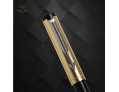 Parker Beta Premium Chrome Trim Fountain Pen | Gold Finish Cap With 1 Ink Cartridge | Ink Color - Blue | Best For Employees | Unique Gifts For Entrepreneurs