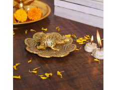 Collectible India Metal Feng Shui Tortoise On Plate Showpiece - Gold Tortoise for Good Luck Money - Best Gift for Career and Good Luck Vastu - Gift for Girlfriend Her Him Mom Dad.
