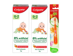 Colgate Kids Cavity Protection Toothpaste for 0-2 Years, 140g (70g x 2), Natural Fruit Flavour, 0% Artificial substances, SLS Free, Fluoride Free with Kid's Extra Soft Toothbrush (1 pc) (0- 24 months)