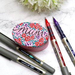 uni-ball Eye UB157 0.7 mm Roller Ball Pens, Multicolour Ink, Pack of 8