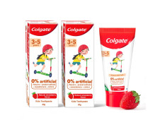 Colgate Kids Anticavity Toothpaste for 3-5 Years, 160g (80g x 2), Natural Strawberry Flavour, 0% Artificial Substances