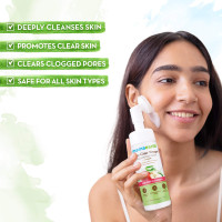 Mamaearth Apple Cider Vinegar Foaming Face Wash with Apple Cider Vinegar & Aloe Vera Water, ACV Foaming Face Wash with Brush for Deep Cleansing - 150ml Mamaearth Apple Cider Vinegar Foaming Face Wash with Apple Cider Vinegar & Aloe Vera Water, ACV Foaming Face Wash with Brush for Deep Cleansing - 150ml
