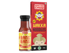 MasterChow Chilli Garlic Noodle Pack - Hakka Noodles (300G) + Chilli & Garlic Bang Bang (220G) Cooking Sauce | No Artificial Color | Street Style Chowmein | Serves 4-5 Meals, No Artificial Colours