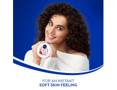 NIVEA Soft Light Moisturizer 100ml | Peppy Pomegranate | For Face, Hand & Body, Instant Hydration | Non-Greasy Cream | With Vitamin E & Jojoba Oil | All Skin Types