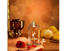 Klassic Navjyoti 4 Inch Akhand Diya with Borosilicate Shade for Mandir, Decorative Brass & Oil Lamp Lantern Diya with Glass Cover for Prayers, Cylindrical Borosilicate Brass Diya (Pack of 1)