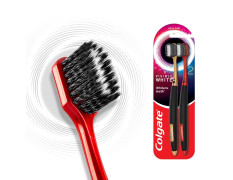 Colgate Visible White O2 Manual Toothbrush for adults- 2 Pcs, Helps prevent Bad Breath, Cavities, Enamel & Gum Problems.