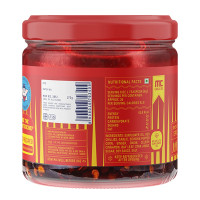 MasterChow Sichuan Chilli Oil (170 GMS) New Launch | Spicy, Crunchy, Garlicky Flavor | Made with Sichuan Peppercorns, Crunchy Garlic & Red Chillies | Gluten-Free | Eat with Momos, Pizza, Noodles