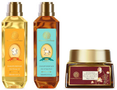 Forest Essentials Soundarya Radiance Cream With 24K Gold & SPF25 & Forest Essentials Baby Head Massage Oil Dasapushpadi 200ml (Baby Oil) & Forest Essentials Baby Hair & Body Wash Dasapushpadi 200ml