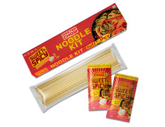 MasterChow Sweet & Spicy Noodle Kit | All-in-One Meal Kit - Stir Fry Sauce with Hakka Noodles | Ready To Cook Easy Meals | All-Natural Ingredients | 10 Mins Noodles