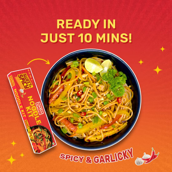 MasterChow Sweet & Spicy Noodle Kit | All-in-One Meal Kit - Stir Fry Sauce with Hakka Noodles | Ready To Cook Easy Meals | All-Natural Ingredients | 10 Mins Noodles