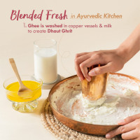 Nat Habit All-Day Face Moisturizer Fresh Whipped Tomato Rosehip Vit-BEC Youth Anchor Face Malai For Sun Protection In Hot and Dry Weather (Ages 20-35) - 30g Nat Habit All-Day Face Moisturizer Fresh Whipped Tomato Rosehip Vit-BEC Youth Anchor Face Malai For Sun Protection In Hot and Dry Weather (Ages 20-35) - 30g