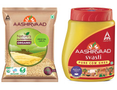 Aashirvaad Svasti Ghee PET, 1 L & Aashirvaad Organic Urad Dal Split, 1 Kg