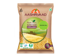 Aashirvaad Organic Moong Dal Split, 1 Kg & Aashirvaad Spices Combo Pack (Chilli 200g Turmeric 200g Coriander 200g)