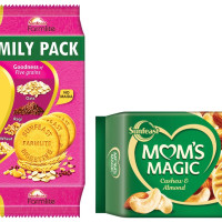 Sunfeast Farmlite 5 Grain Digestive Biscuit, High Fibre Biscuit, Goodness of 5 Grains, 800 g Pack & Mom's Magic Rich Cashew Almond Cookies, Roasted Cashew Almond, Rich Butter Biscuits, 584g