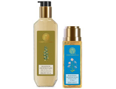 Forest Essentials Silkening Shower Wash Oudh & Green Tea & Forest Essentials Travel Size Silkening Shower Wash Madurai Jasmine & Mogra Combo