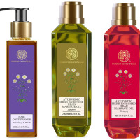 Forest Essentials Ayurvedic Herb Enriched Head Massage Oil Japapatti & Forest Essentials Hair Cleanser Amla, Honey & Forest Essentials Ayurvedic Herb Enriched Head Massage Oil Bhringraj
