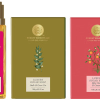 Forest Essentials Luxury Sugar Soap Oudh & Forest Essentials Delicate Facial Cleanser Mashobra Honey, Lemon & Forest Essentials Luxury Sugar Soap Bitter Orange & Cinnamon Ayurvedic