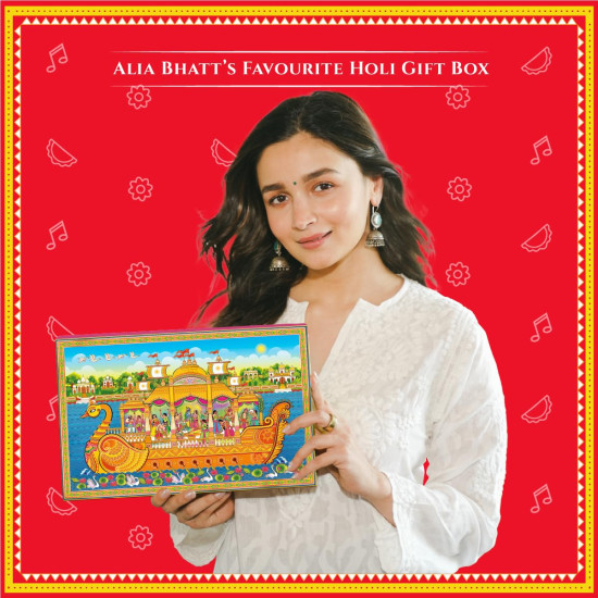 Phool 13+ item Holi Milan Giftbox | Holi colour Pack of 4 (Pink Yellow Green Blue) 100g Each | Thandai Powder + Chandan Tika 50g | Holi T-Shirt + Kimirica Body Care Kit | Farmley Dry Fruits Snacks