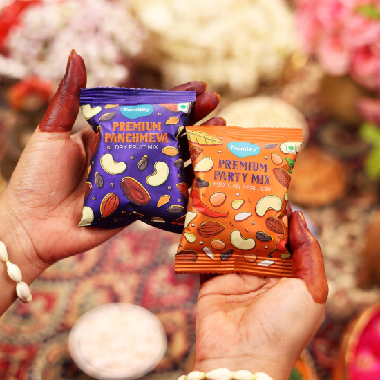 Phool 13+ item Holi Milan Giftbox | Holi colour Pack of 4 (Pink Yellow Green Blue) 100g Each | Thandai Powder + Chandan Tika 50g | Holi T-Shirt + Kimirica Body Care Kit | Farmley Dry Fruits Snacks